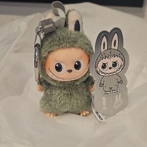 NWOT Secret Pin Into Love Labubu Kechain In ! - Mossy Green By Pop Mart